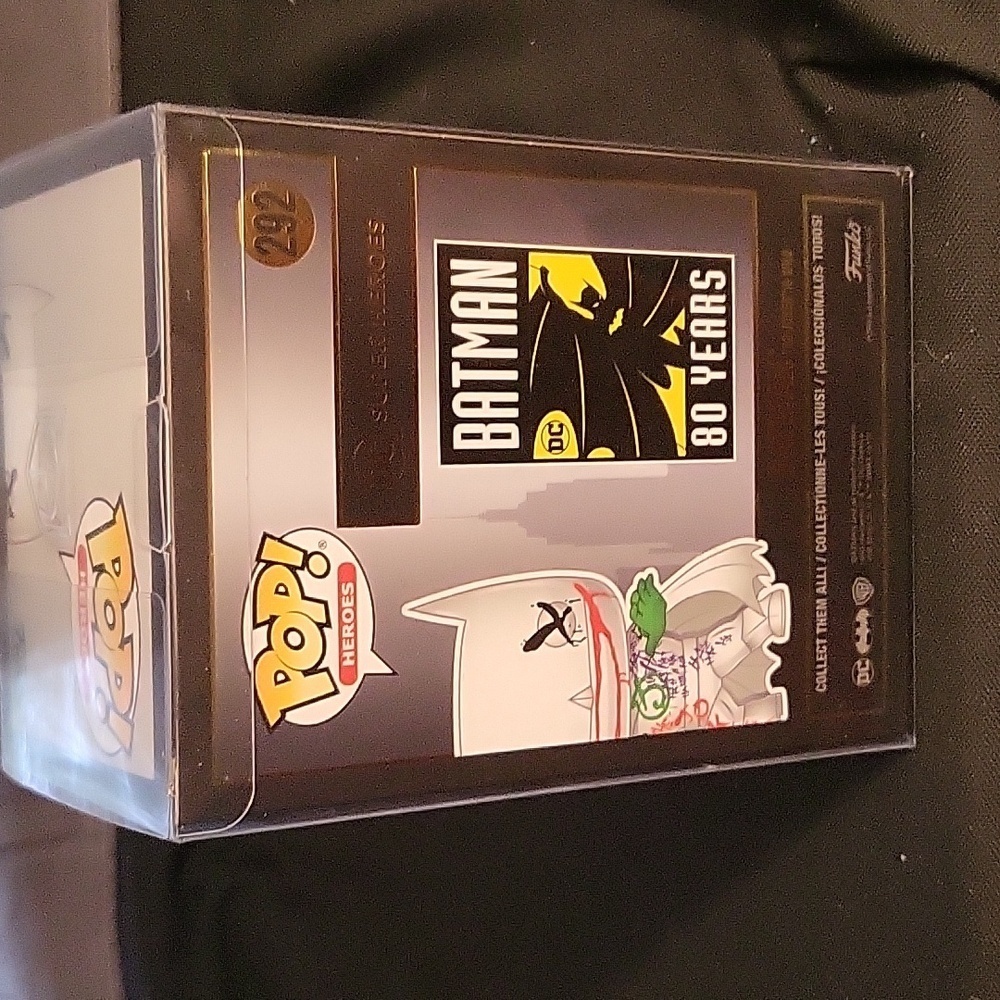 Batman Funko - Picture 3 of 6